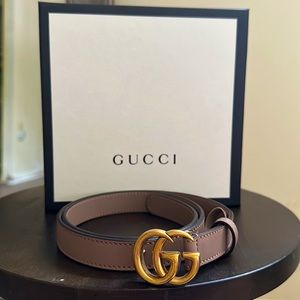 100% authentic Gucci Leather belt with Double G buckle